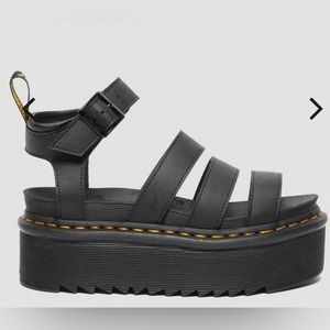 BLAIRE HYDRO LEATHER PLATFORM STRAP SANDALS